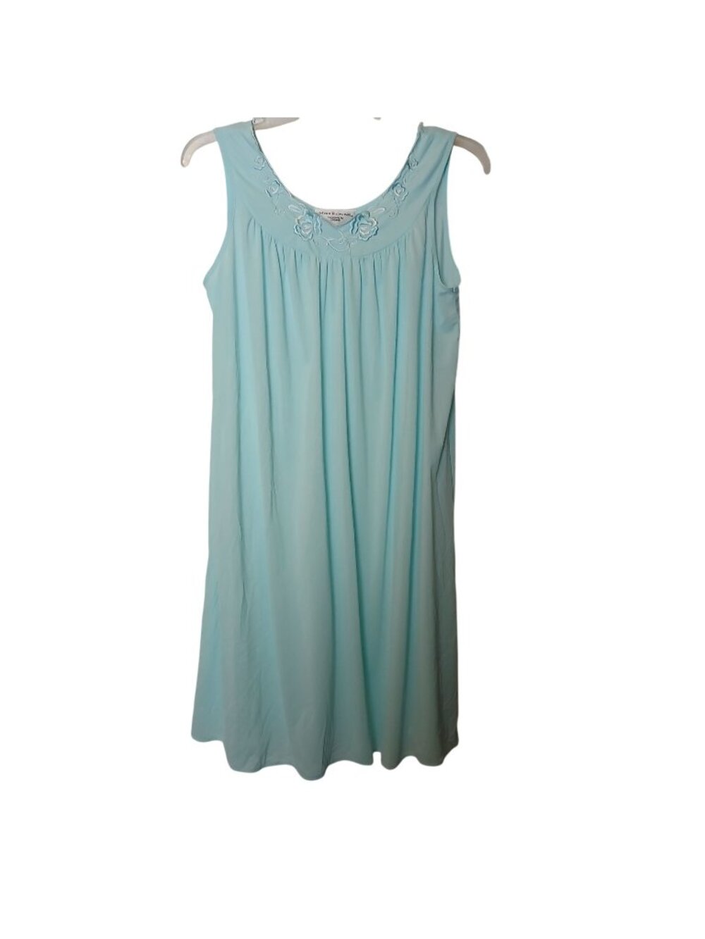 Miss Elaine For Dillards Sz L Gree  Embroidered Nightgown  Nylon Sleevless #D-20